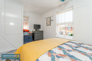 Bedroom- click for photo gallery